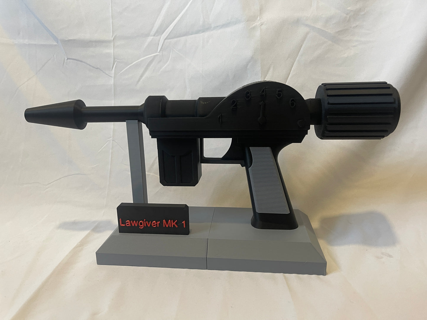 Judge Dredd Lawgiver Mk 1