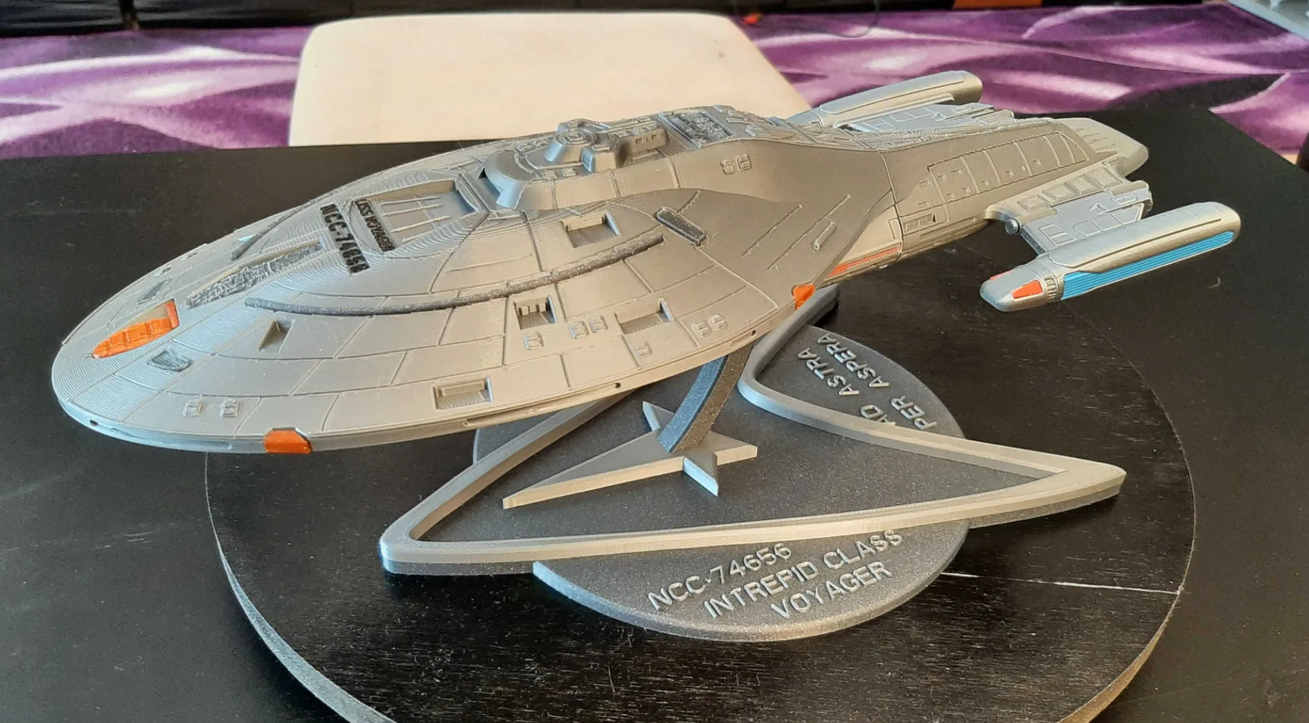 Star Trek USS Voyager NCC-74656 Display Model